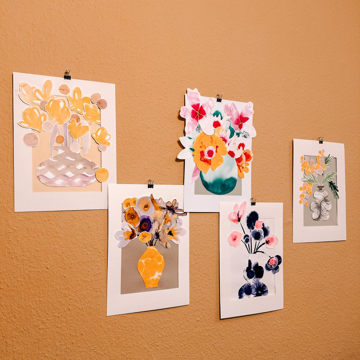 Fünf fertige Flower Bouquets hängen an der Wand – DIY Aquarell Workshop, Blumenkunst.