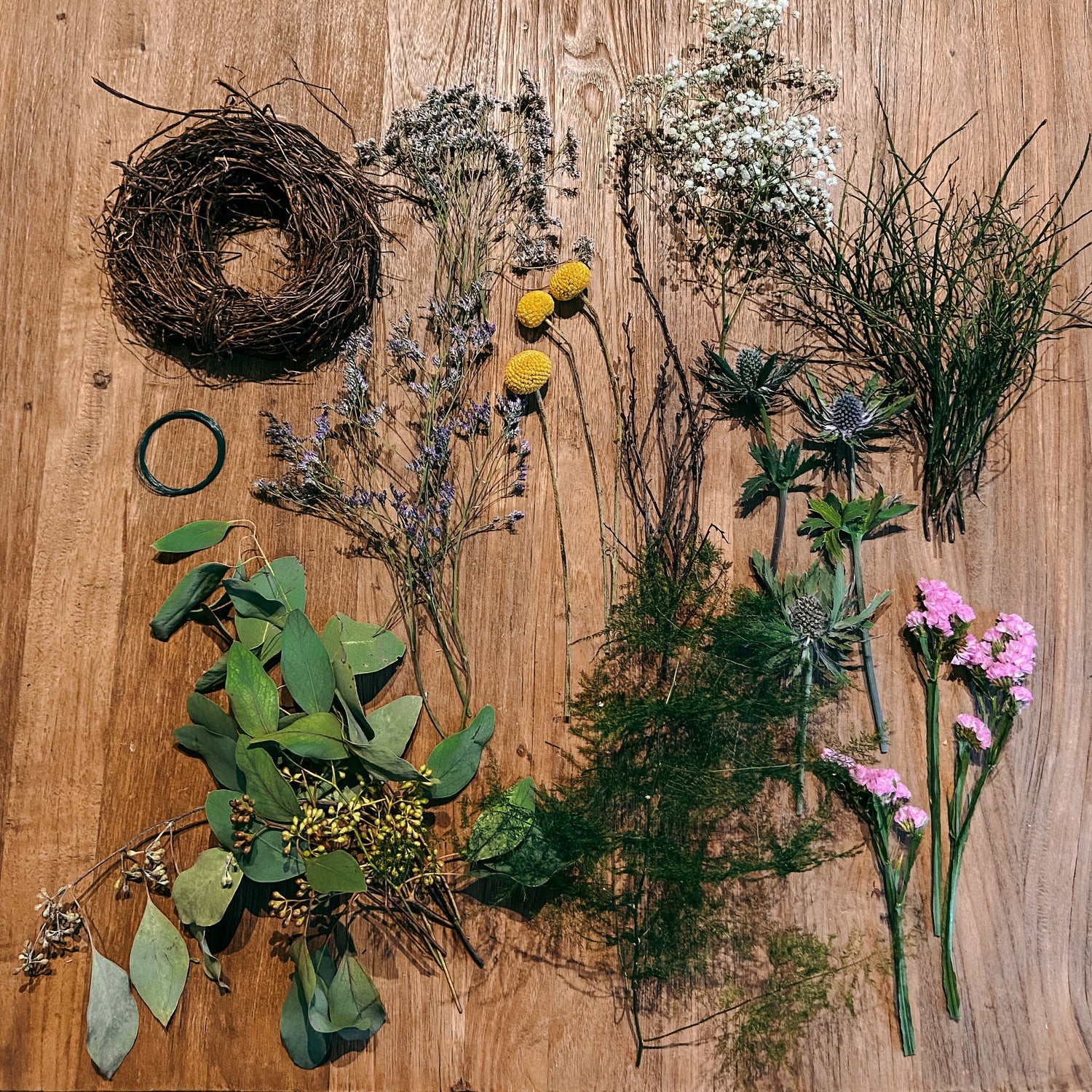 Spring flower wreath